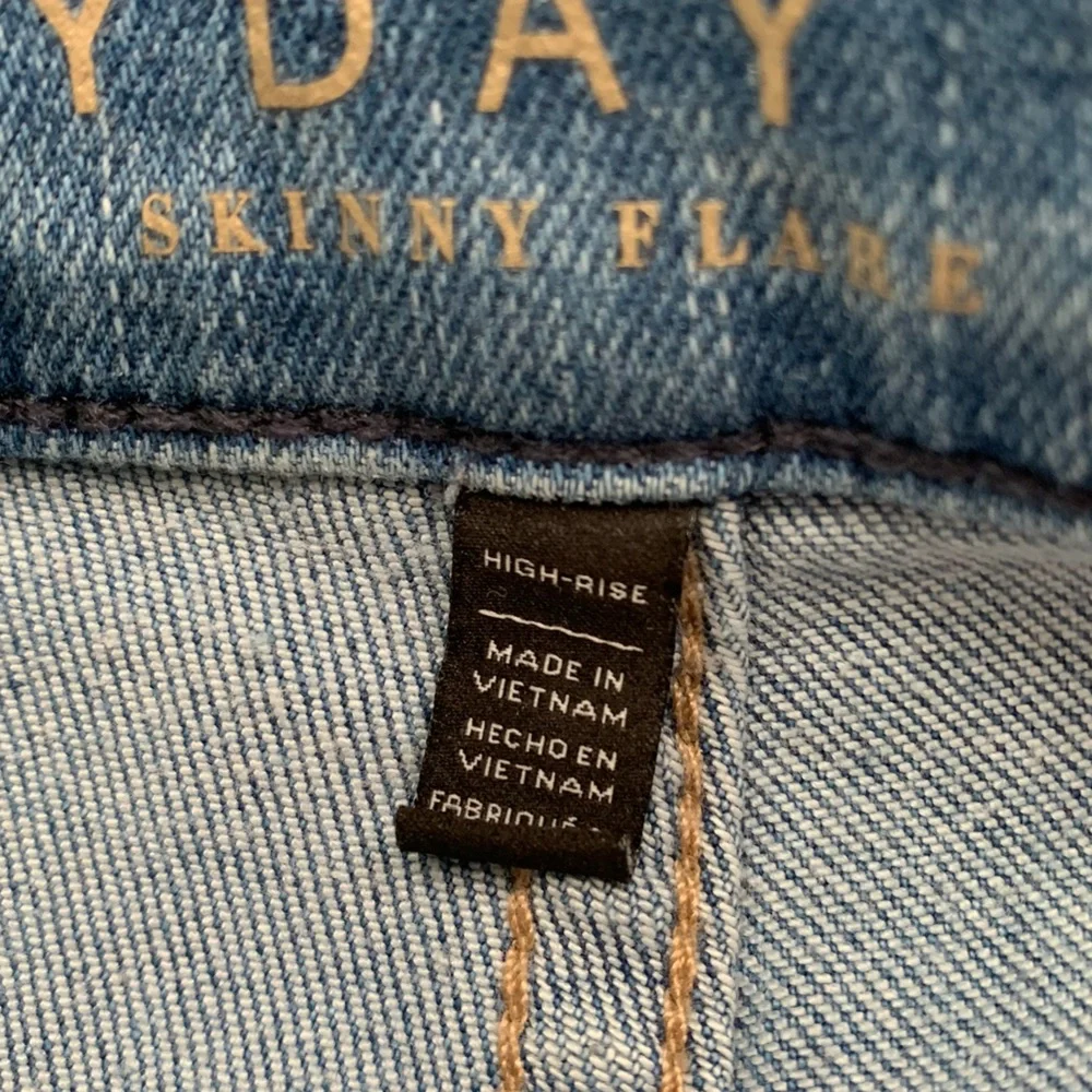 White House Black Market The Everyday Soft Skinny Flare Jeans - Picture 5 of 7